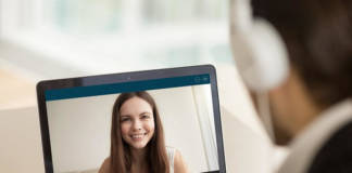 Szkoły językowa on-line. Sprawdź, jak wygląda nauka angielskiego przez komunikator Skype.
