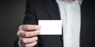 Dlaczego ulotki są doskonałym narzędziem marketingowym dla małych firm?